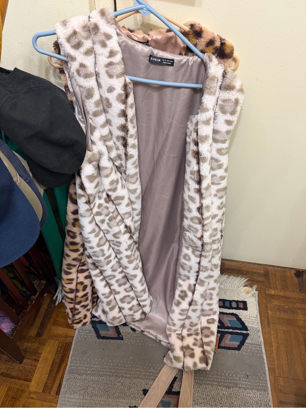 SHEIN Cream & Taupe Leopard Faux Fur Hooded Vest